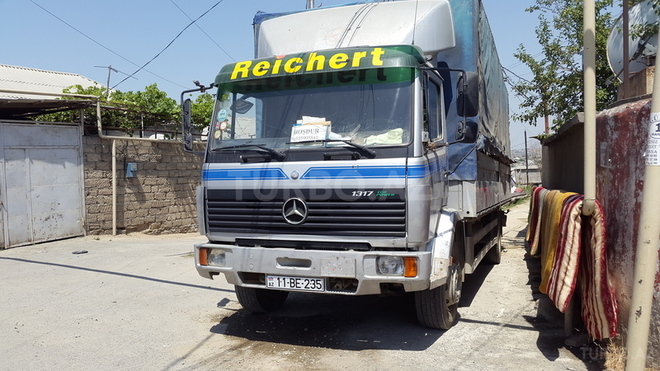 Mercedes  1997, 545 km - 0.4 л - Bakı