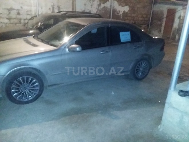 Mercedes C 220 2002, 33,000 km - 2.2 л - Şirvan