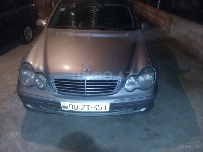 Mercedes C 220 2002, 33,000 km - 2.2 л - Şirvan