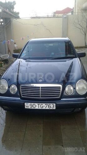 Mercedes E 240 1998, 320,000 km - 2.4 l - Bakı