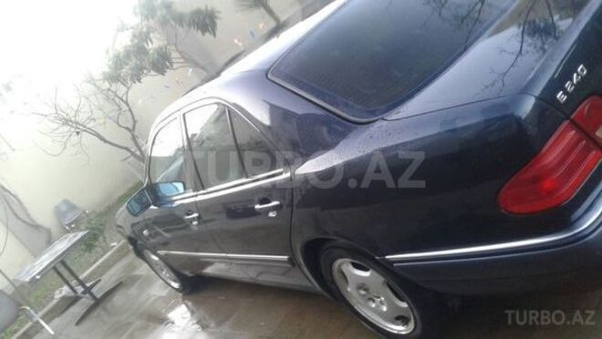 Mercedes E 240 1998, 320,000 km - 2.4 l - Bakı
