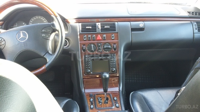 Mercedes E 320 2000, 308,000 km - 3.2 l - Bakı