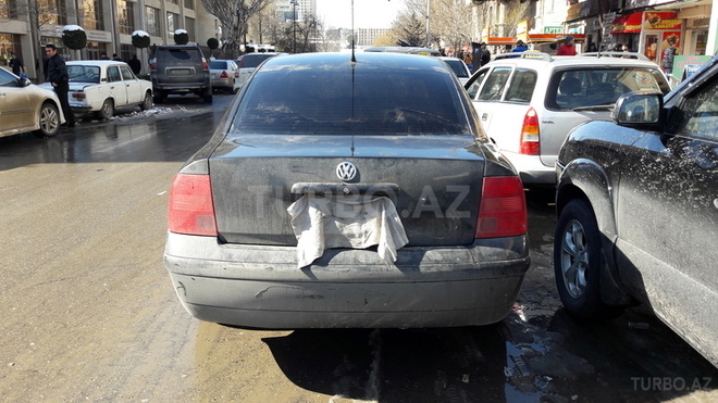 Volkswagen Passat 1999, 257,500 km - 1.8 l - Bakı