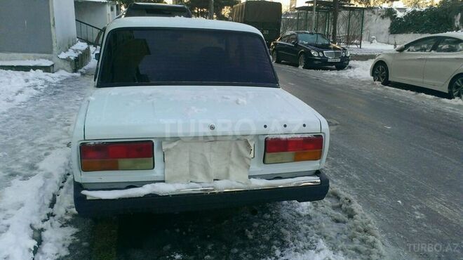LADA (VAZ) 2107 2009, 120,300 km - 1.6 л - Bakı