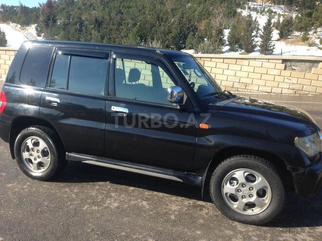 Mitsubishi Pajero io 2001, 188,000 km - 2.0 l - Bakı