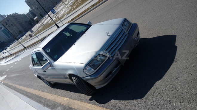 Mercedes C 180 1999, 175,000 km - 1.8 l - Bakı