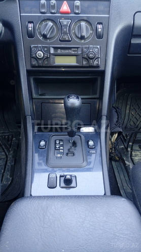 Mercedes C 180 1999, 175,000 km - 1.8 l - Bakı