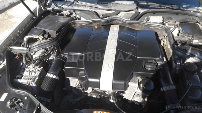 Mercedes E 240 2004, 157,000 km - 2.6 l - Bakı