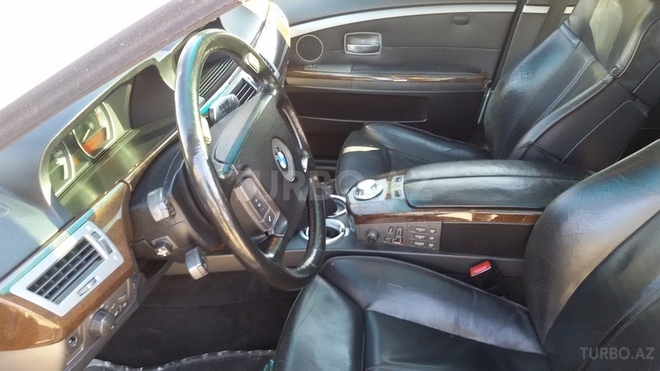 BMW 735 2002, 293,000 km - 3.6 l - Gəncə