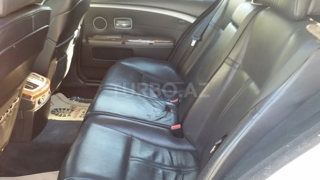 BMW 735 2002, 293,000 km - 3.6 l - Gəncə