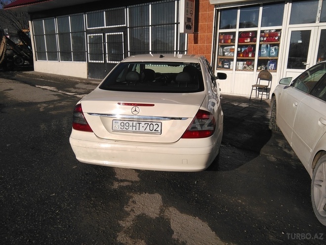 Mercedes E 220 2007, 495,000 km - 0.2 l - Bakı