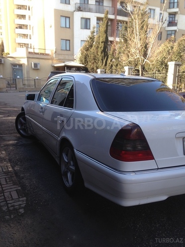 Mercedes C 230 1999, 220,644 km - 2.3 l - Bakı