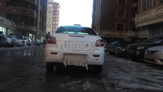 Iran Khodro Runna 2013, 10,400 km - 1.6 l - Xırdalan