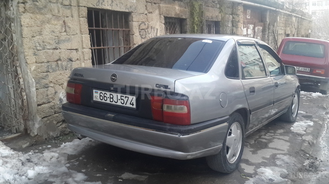 Opel Vectra 1995, 250,000 km - 2.0 l - Bakı