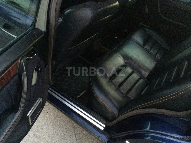 Mercedes E 260 1995, 114,041 km - 2.6 l - Sumqayıt