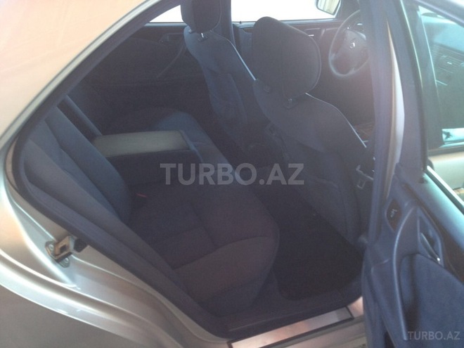 Mercedes E 270 1999, 191,890 km - 2.7 l - Gəncə