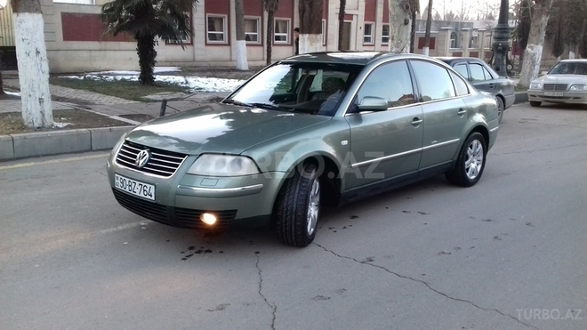 Volkswagen Passat 2001, 256,000 km - 2.0 l - Gəncə