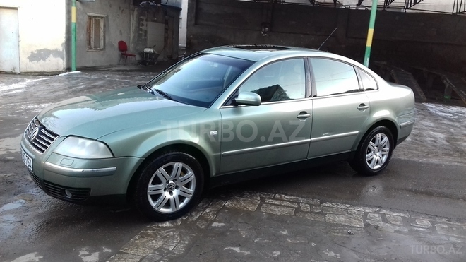Volkswagen Passat 2001, 256,000 km - 2.0 l - Gəncə