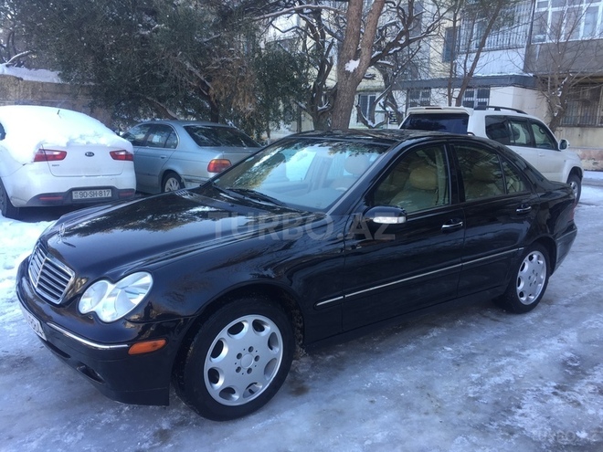 Mercedes C 240 2002, 296,000 km - 2.6 l - Bakı