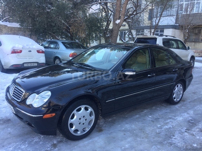 Mercedes C 240 2002, 296,000 km - 2.6 l - Bakı