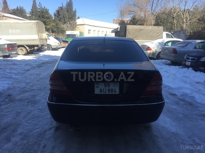 Mercedes C 240 2002, 296,000 km - 2.6 l - Bakı