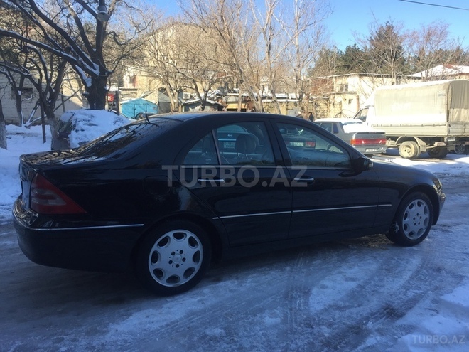 Mercedes C 240 2002, 296,000 km - 2.6 l - Bakı