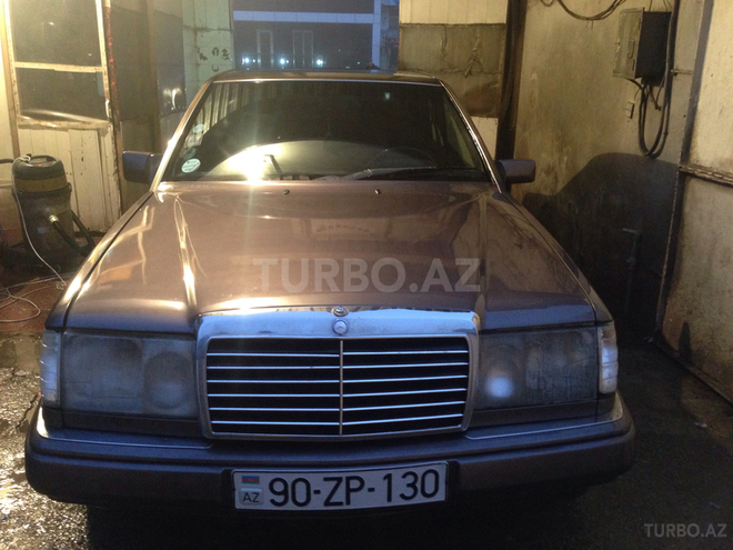 Mercedes E 200 1992, 400,000 km - 0.2 l - Bakı