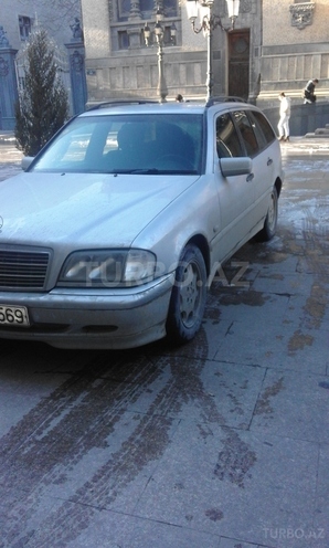 Mercedes C 220 1999, 3,700,000 km - 2.2 л - Bakı