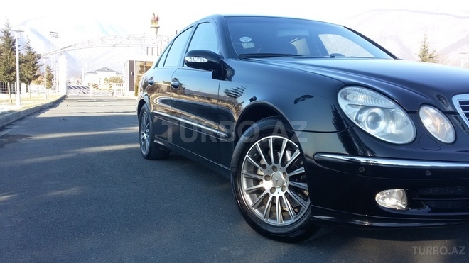 Mercedes E 240 2003, 230,270 km - 2.6 l - Qax