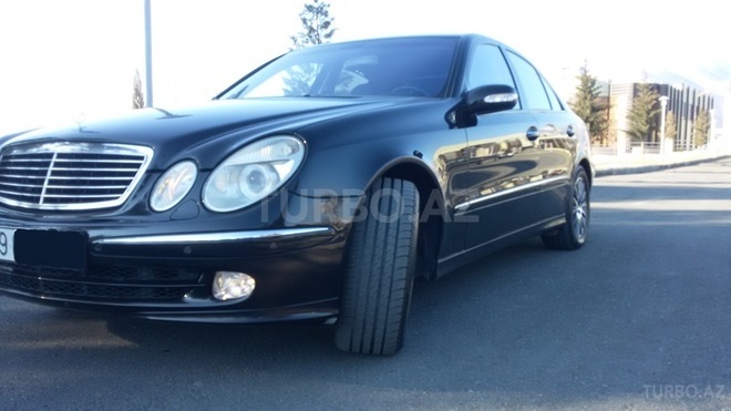 Mercedes E 240 2003, 230,270 km - 2.6 l - Qax