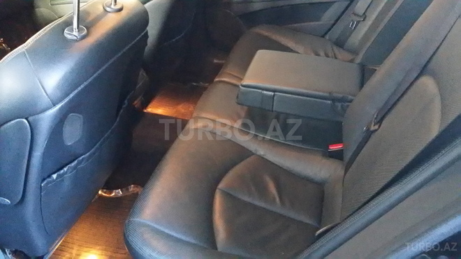 Mercedes E 240 2003, 230,270 km - 2.6 l - Qax