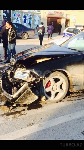 Mercedes C 230 1998, 165,000 km - 2.3 л - Bakı