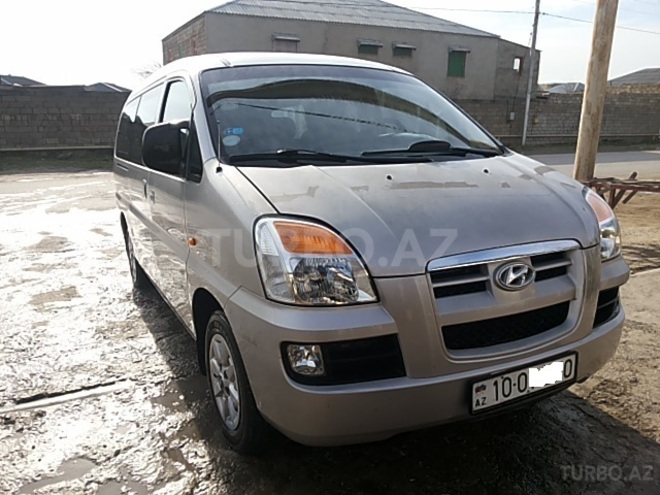 Hyundai H-1 2005, 400,000 km - 2.5 л - Bakı