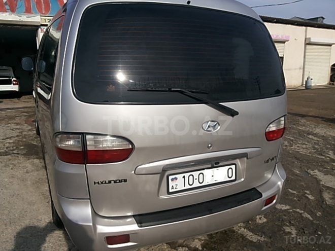 Hyundai H-1 2005, 400,000 km - 2.5 л - Bakı