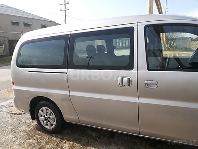 Hyundai H-1 2005, 400,000 km - 2.5 л - Bakı
