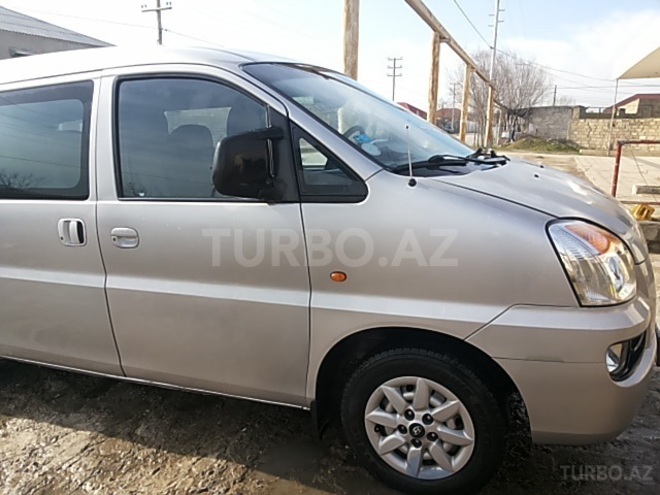 Hyundai H-1 2005, 400,000 km - 2.5 л - Bakı