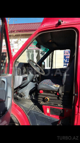 Mercedes Sprinter 413 1997, 588,368 km - 2.9 l - Bərdə