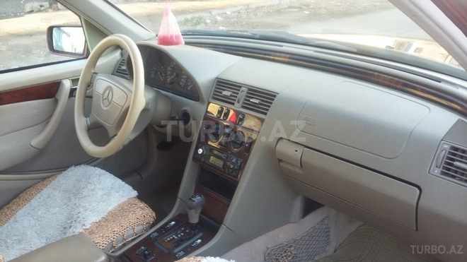 Mercedes C 240 1998, 196,000 km - 2.4 l - Gəncə
