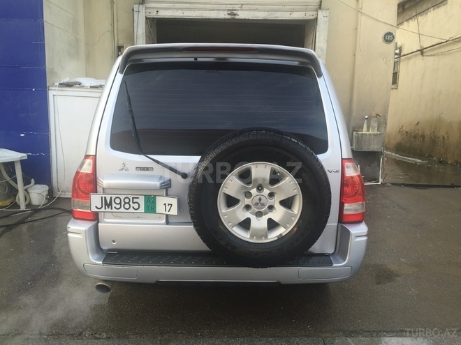 Mitsubishi Pajero 2003, 166,000 km - 3.0 l - Bakı