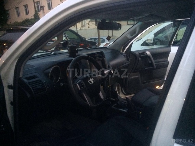 Toyota Prado 2010, 120,000 km - 2.7 l - Bakı