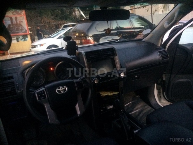 Toyota Prado 2010, 120,000 km - 2.7 l - Bakı