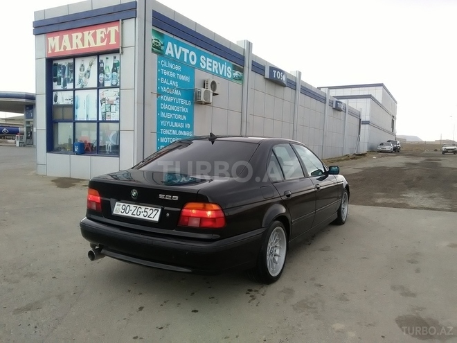 BMW 528 1996, 395,750 km - 2.8 l - Bakı