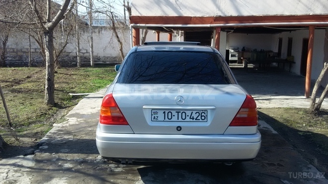 Mercedes C 220 1995, 285,000 km - 2.2 l - Ağdaş