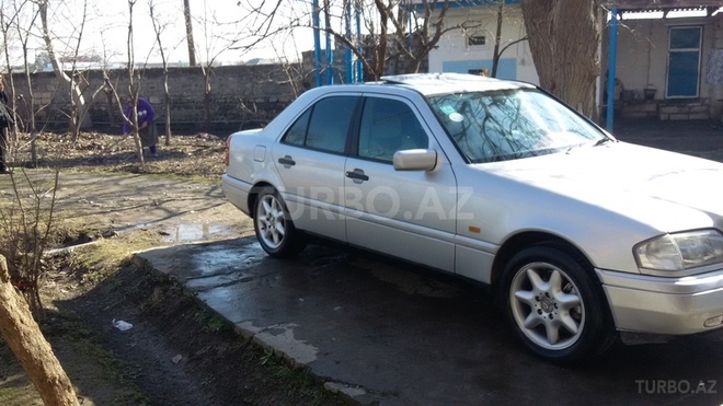 Mercedes C 220 1995, 285,000 km - 2.2 l - Ağdaş