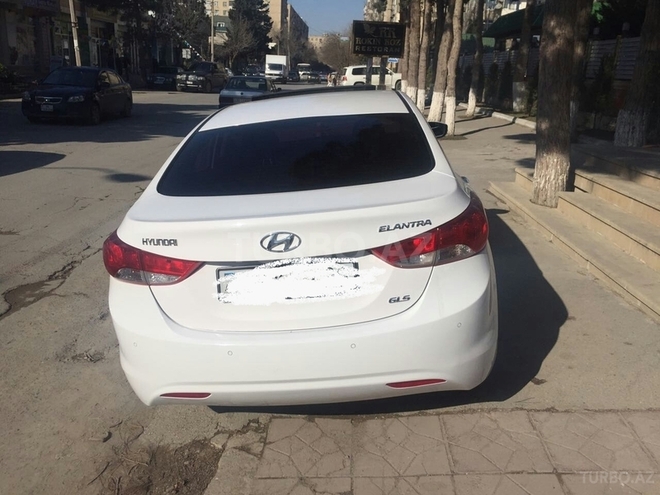 Hyundai Elantra 2011, 75,000 km - 1.8 l - Bakı