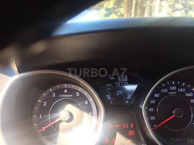 Hyundai Elantra 2011, 75,000 km - 1.8 l - Bakı