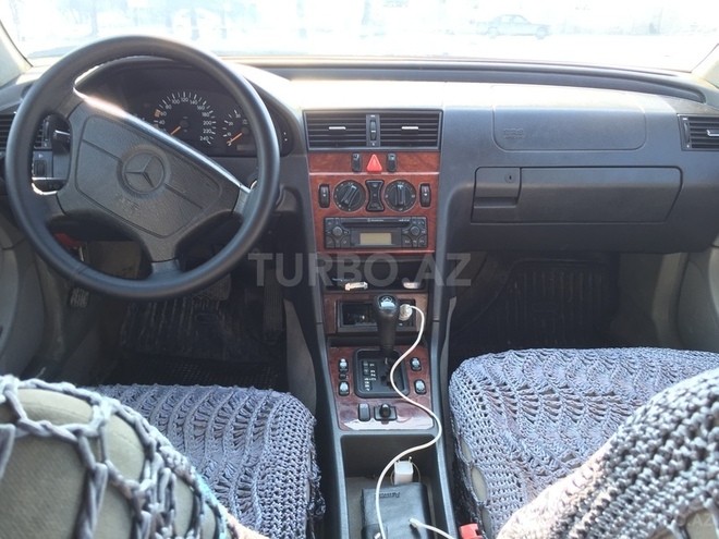 Mercedes C 180 1997, 189,000 km - 1.8 л - Bakı