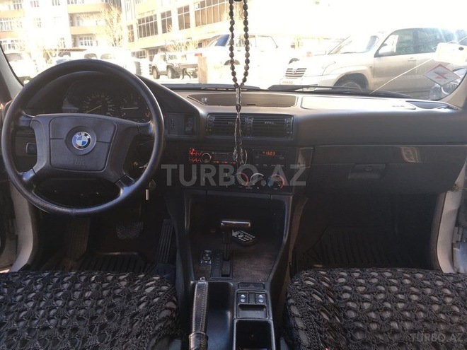 BMW 520 1994, 272,532 km - 2.0 l - Bakı