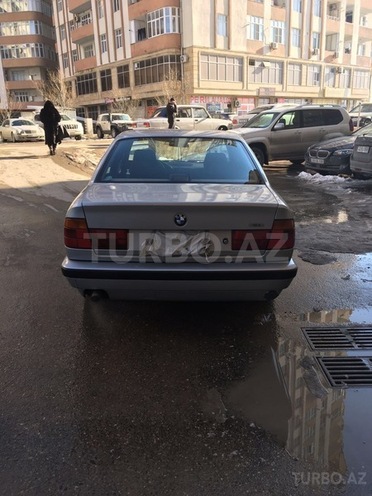 BMW 520 1994, 272,532 km - 2.0 l - Bakı