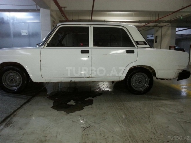 LADA (VAZ) 2107 1983, 200,000 km - 1.3 l - Bakı